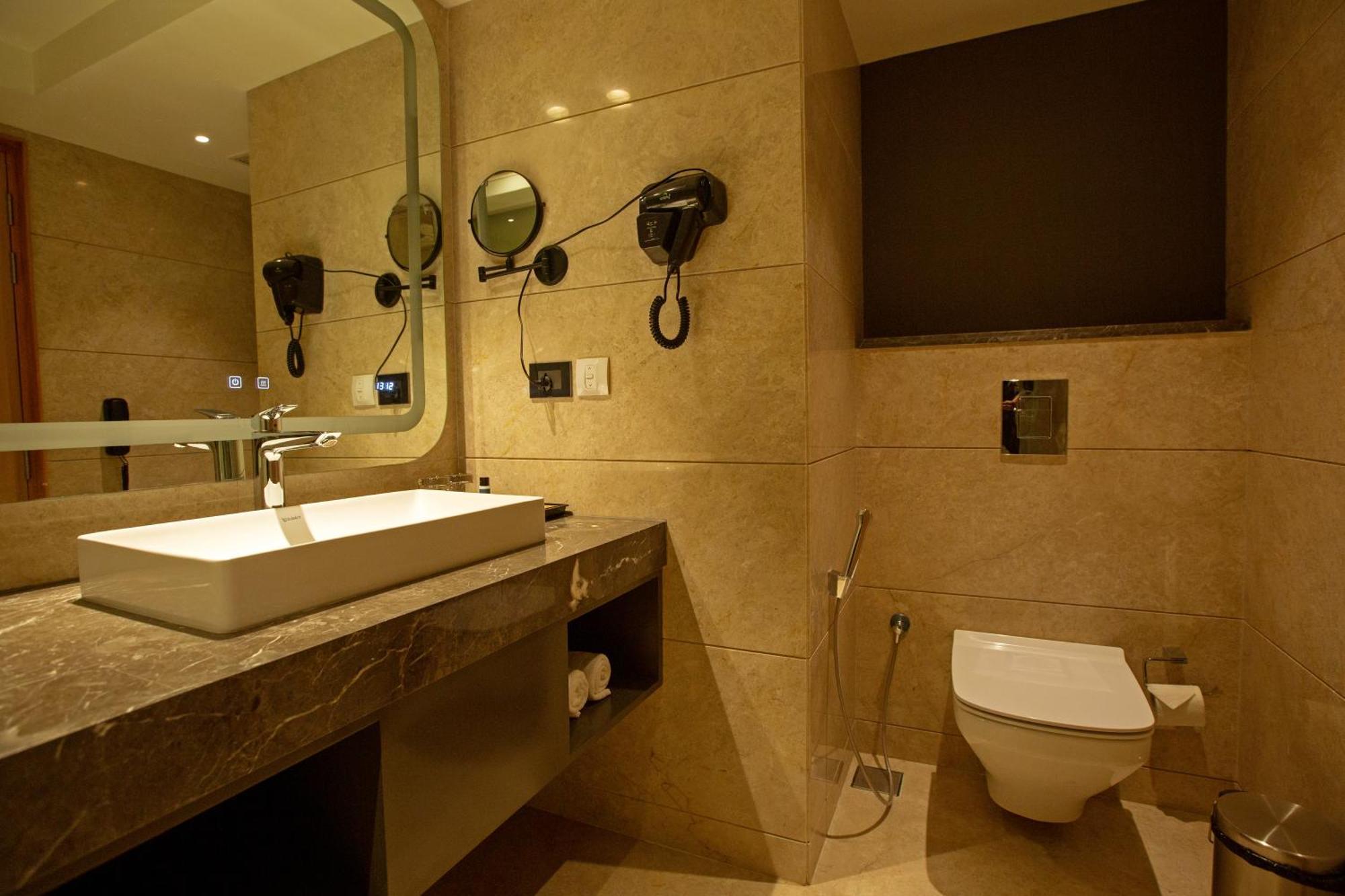 Hotel Arista By Ambition Guwahati Zewnętrze zdjęcie
